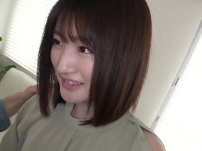 Beeg   siro-4504　ニスカートから伸びた脚もきめ細かい柔肌 