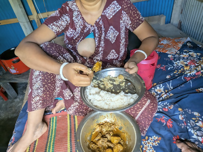Beeg rice bhabhi rani eating